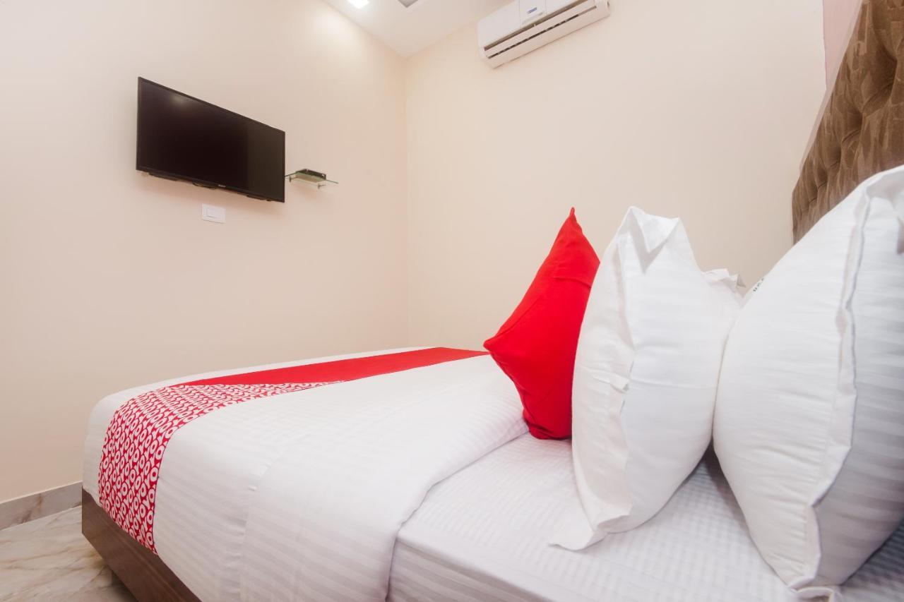 Hotel O Greenforest Near Airport Road Metro Station Mumbai Ngoại thất bức ảnh